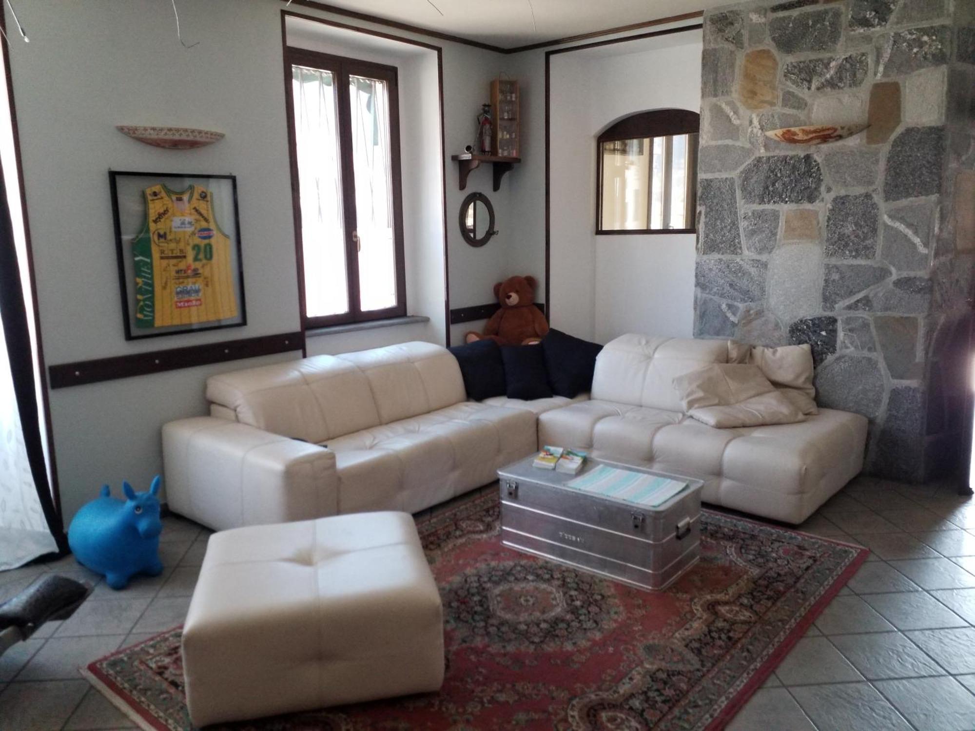 Casa Nunzia Acomodação com café da manhã Domodossola Exterior foto