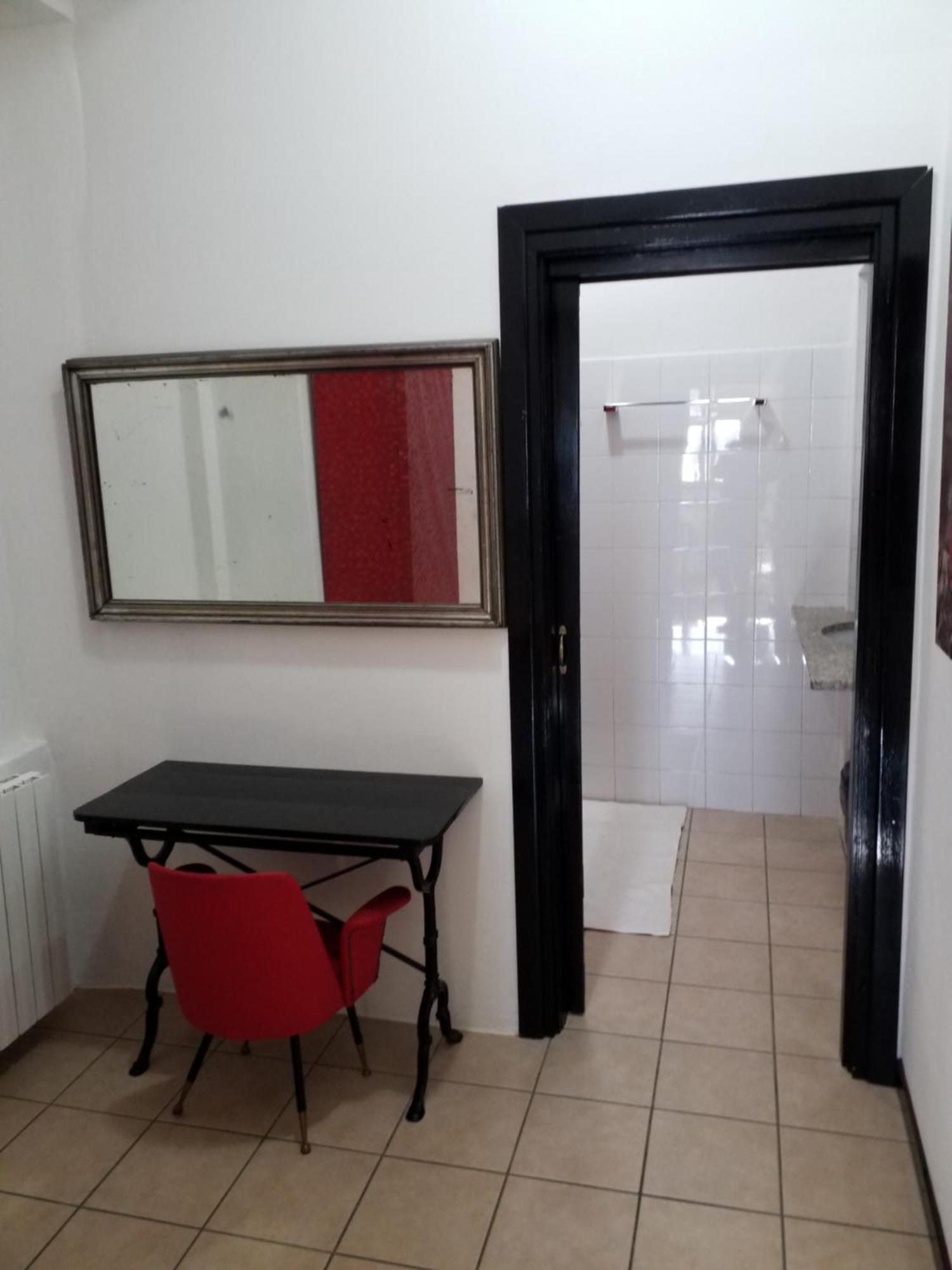 Casa Nunzia Acomodação com café da manhã Domodossola Exterior foto