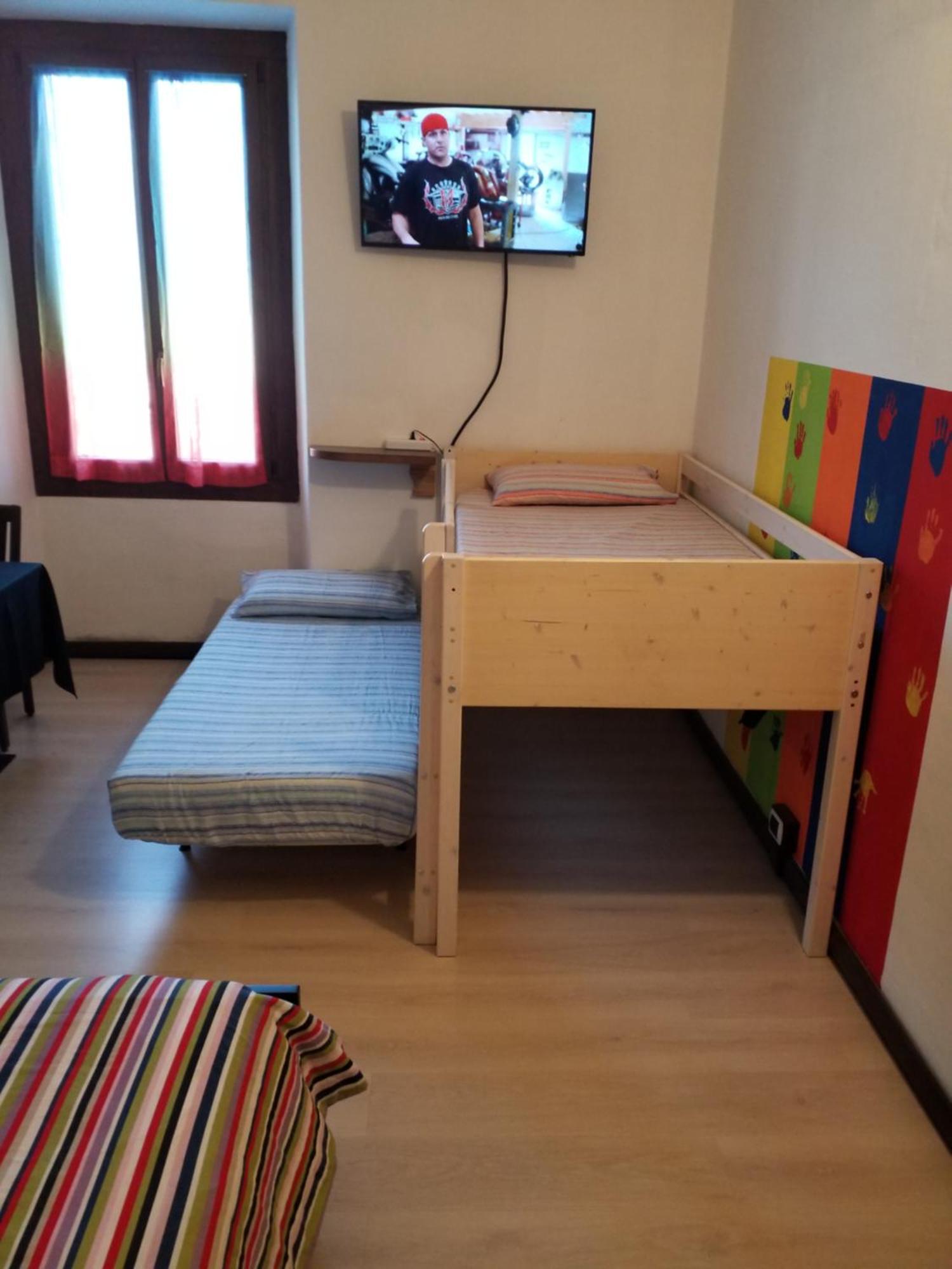 Casa Nunzia Acomodação com café da manhã Domodossola Exterior foto